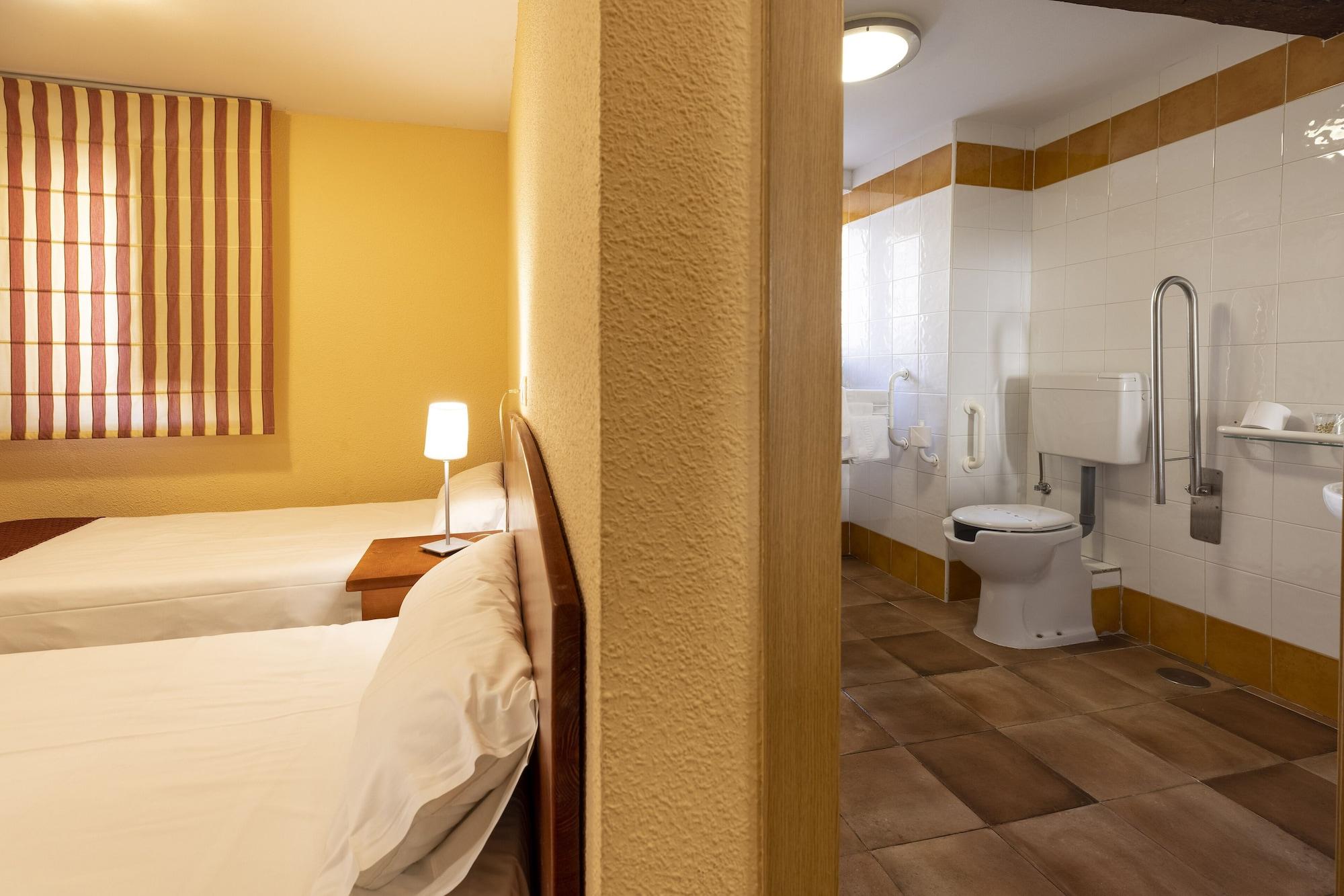 Hostal Restaurante Puerta Del Alcazar Ávila Exteriér fotografie